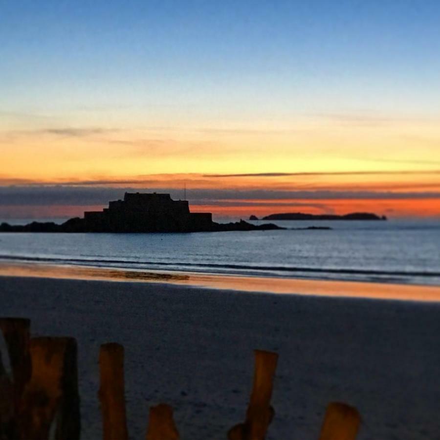Apartment Le 1727 Saint-Malo Esterno foto